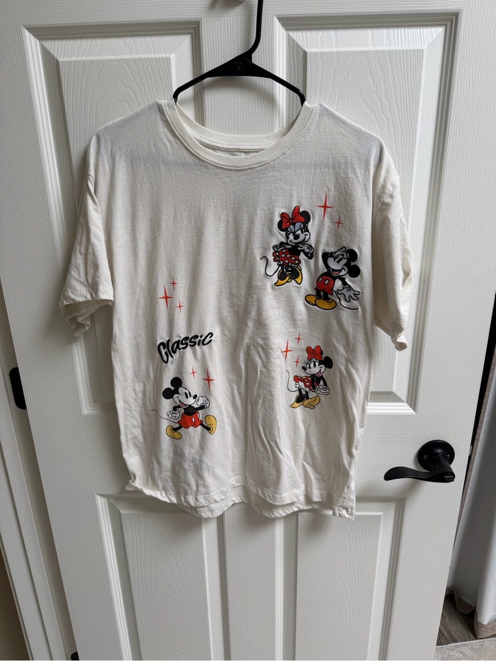 Disney Minnie Mouse Embroidered Graphic Tee - White with Red & Yellow Accents